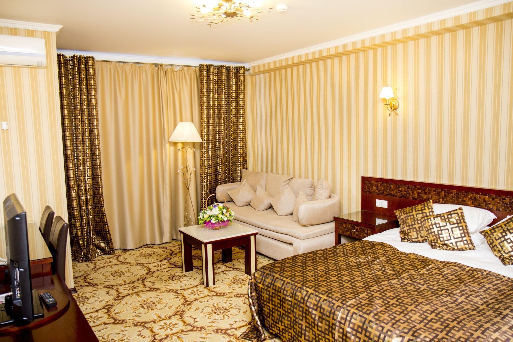 Klassik Hotel คีชีเนา ภายนอก รูปภาพ