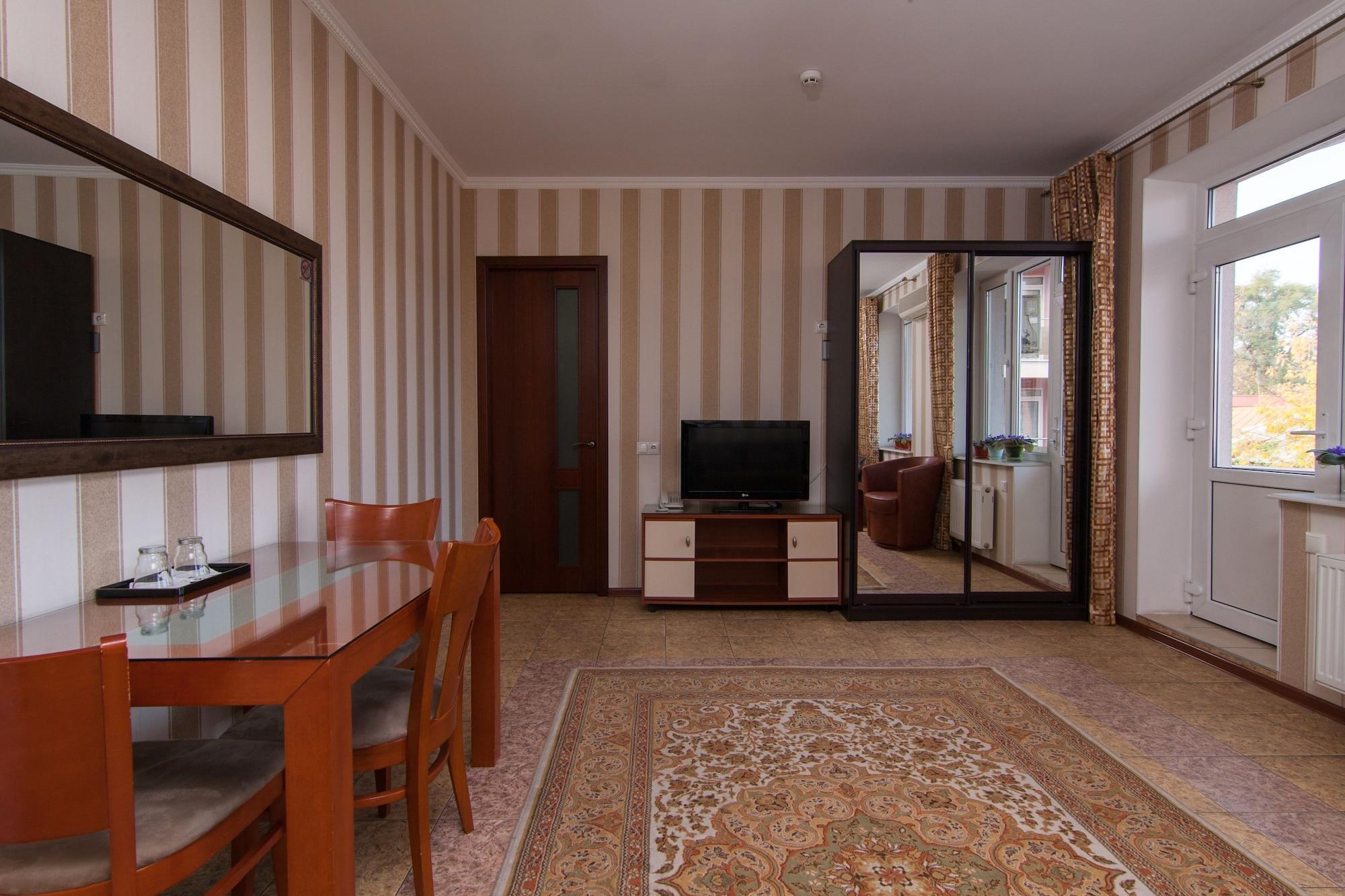 Klassik Hotel คีชีเนา ภายนอก รูปภาพ