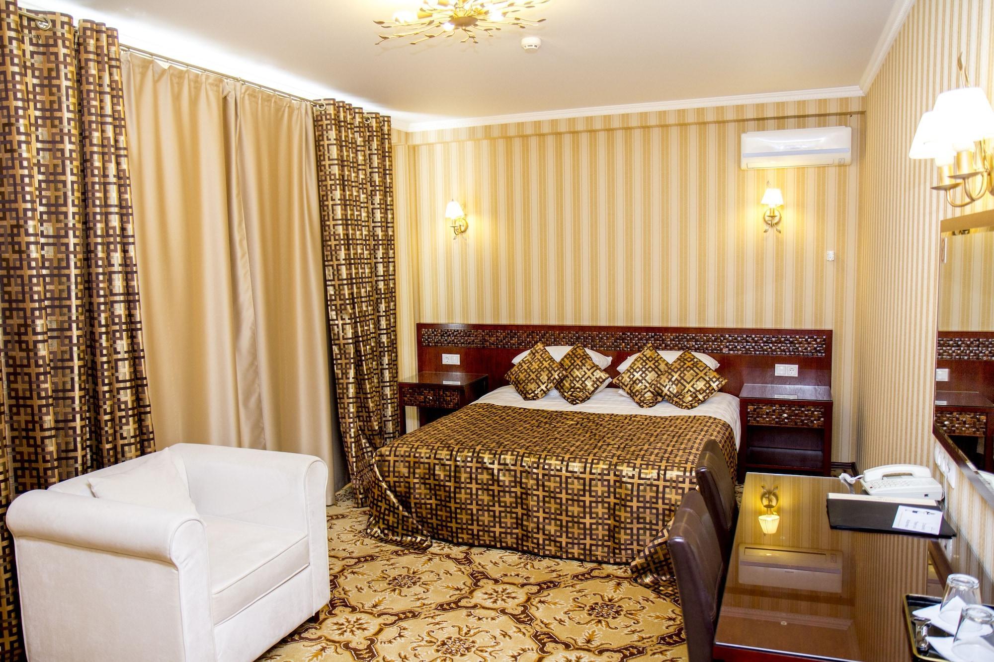 Klassik Hotel คีชีเนา ภายนอก รูปภาพ